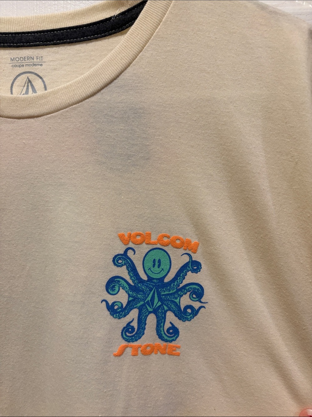 Volcom Cream Tee with Blue & Green Octopus Graphic